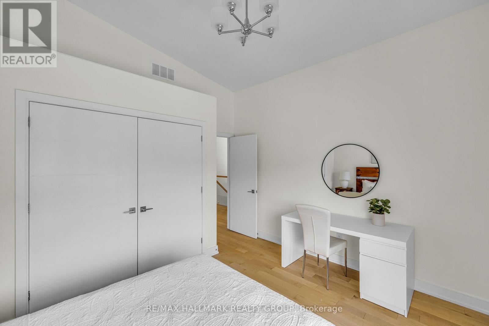 92 GRANGE AVENUE - Image 28
