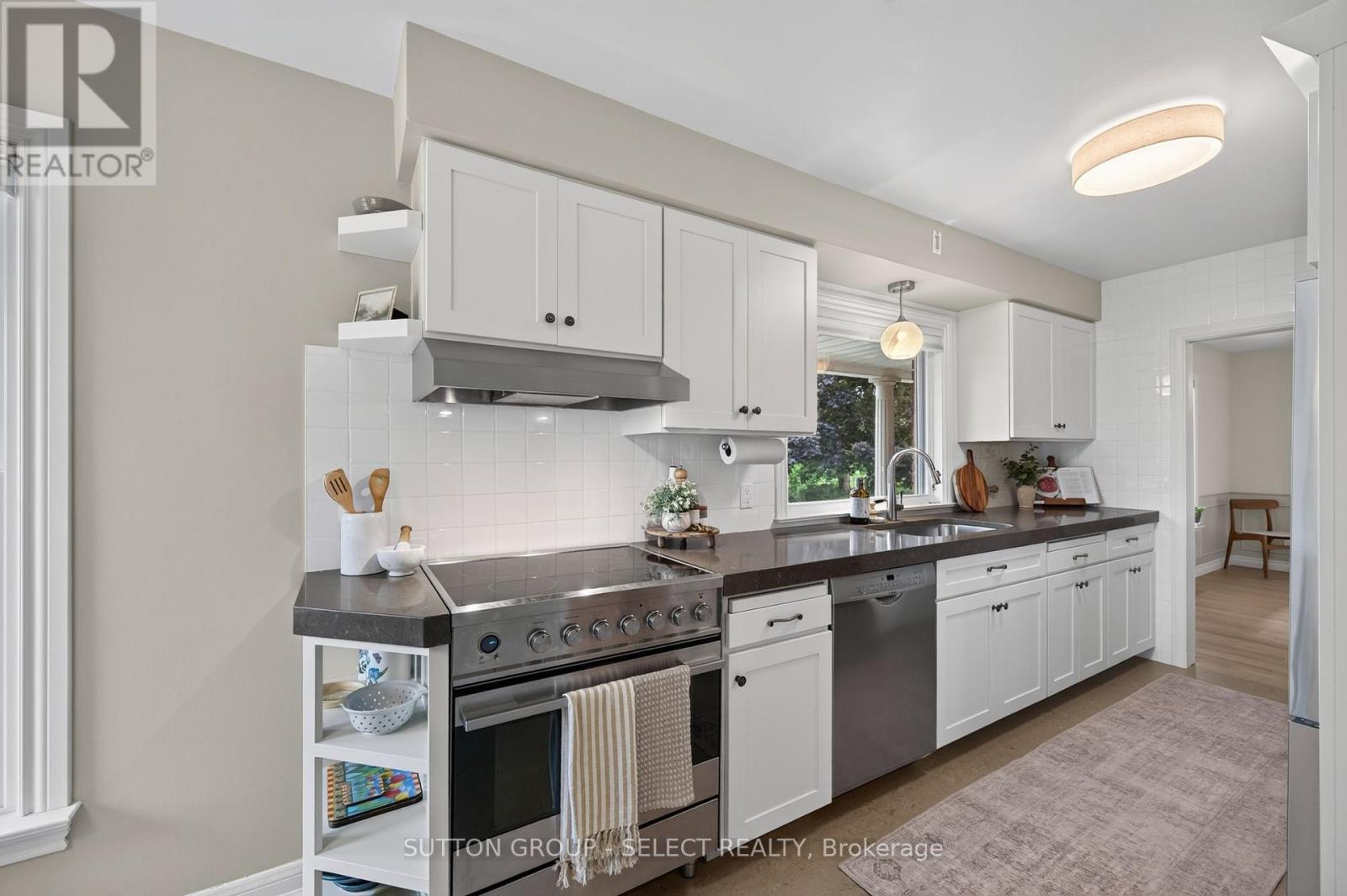 847 CLEARVIEW AVENUE - Image 11