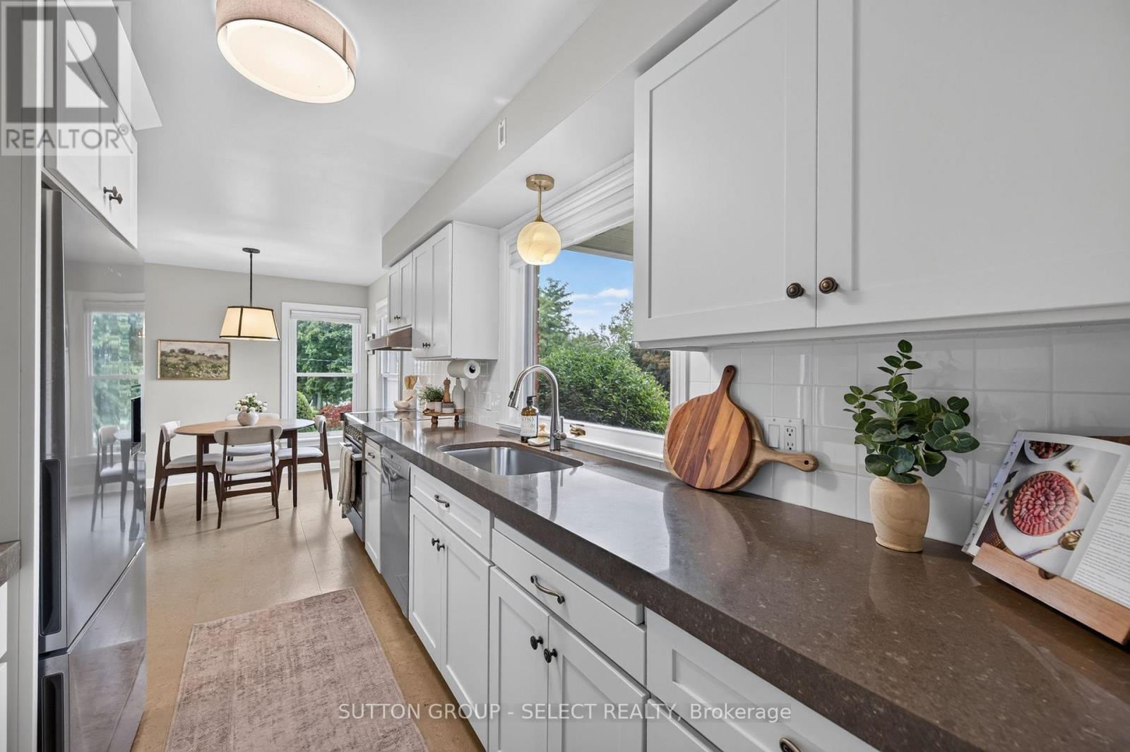 847 CLEARVIEW AVENUE - Image 9