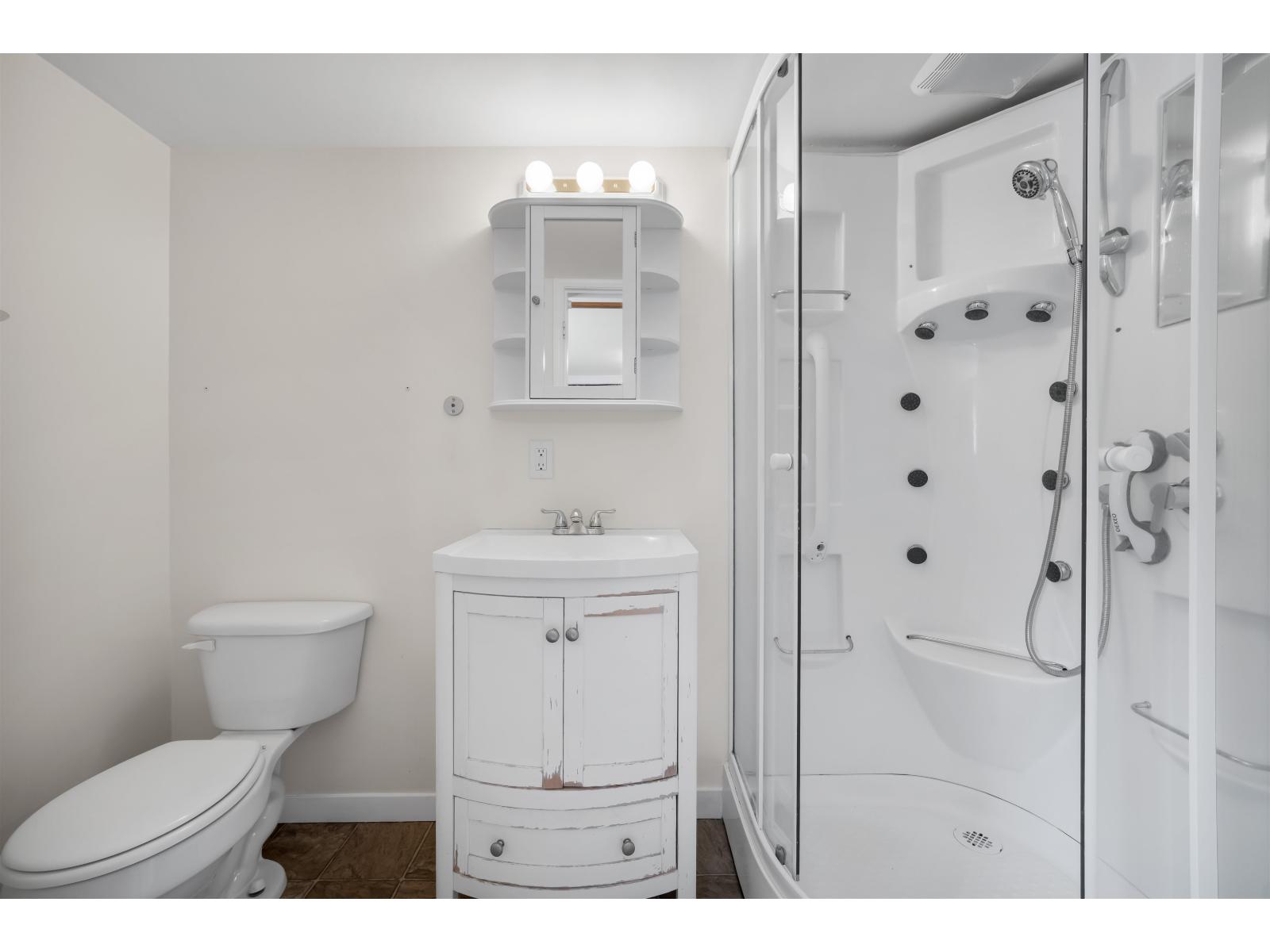1 Bed, 2 Bath House for Sale in Langley – 15 20071 24 AVENUE, Langley – MLS# R3158623 - Image 19