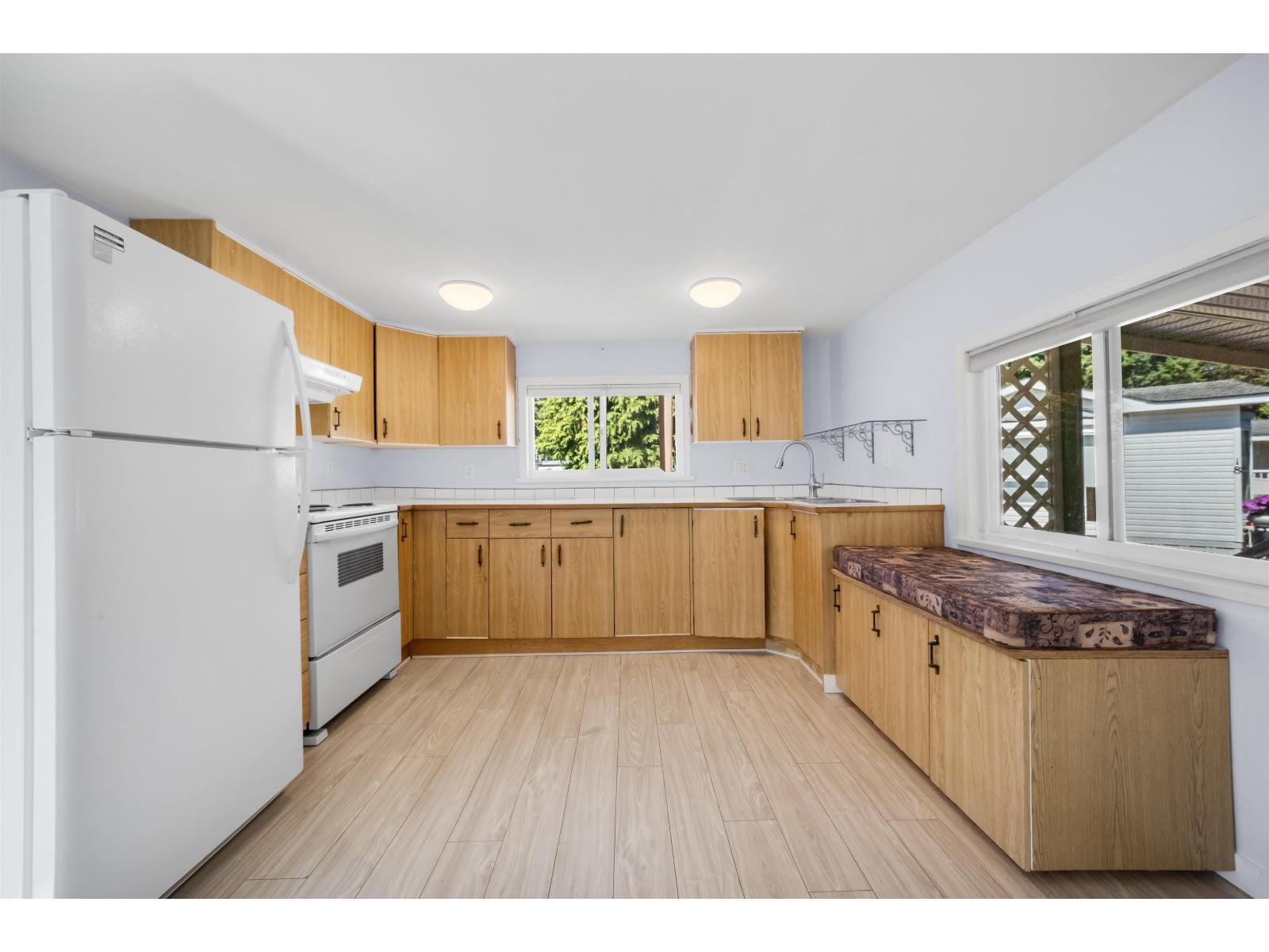 1 Bed, 2 Bath House for Sale in Langley – 15 20071 24 AVENUE, Langley – MLS# R3158623 - Image 6