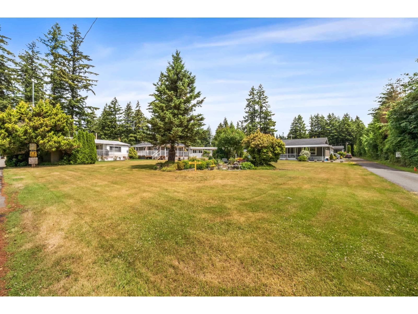 1 Bed, 2 Bath House for Sale in Langley – 15 20071 24 AVENUE, Langley – MLS# R3158623 - Image 32