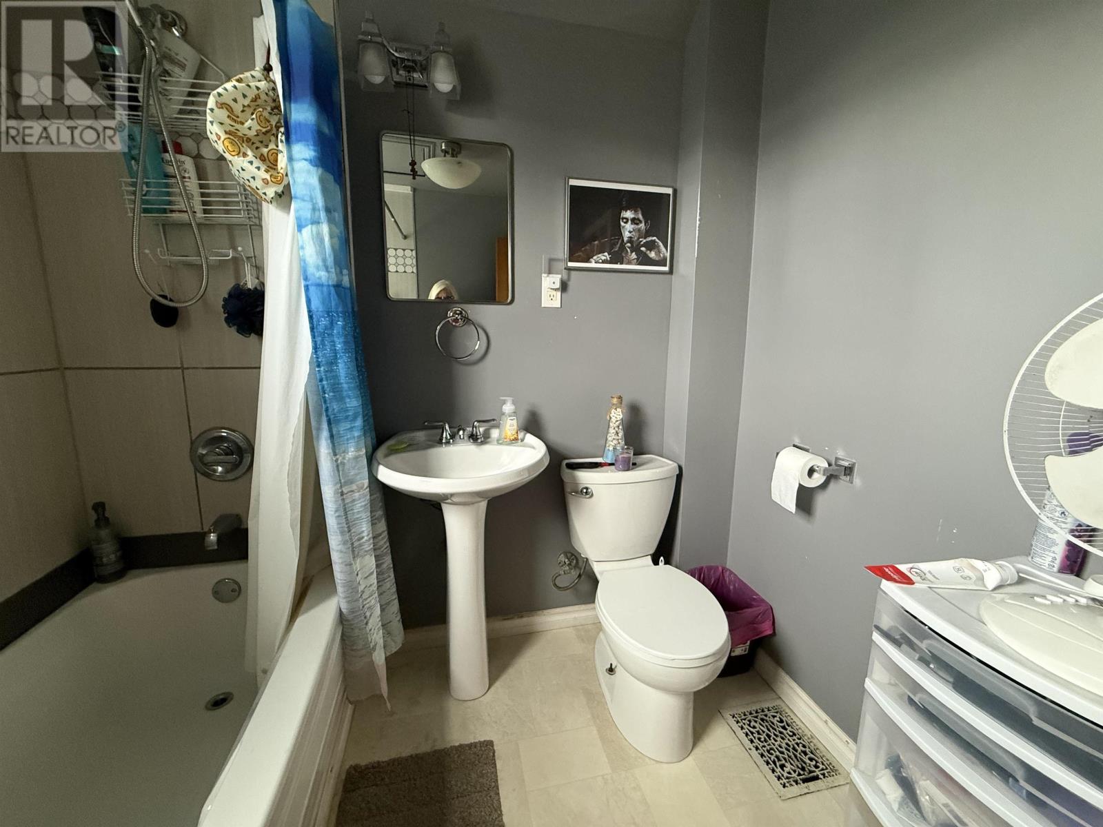 334 Morse Street - 17
