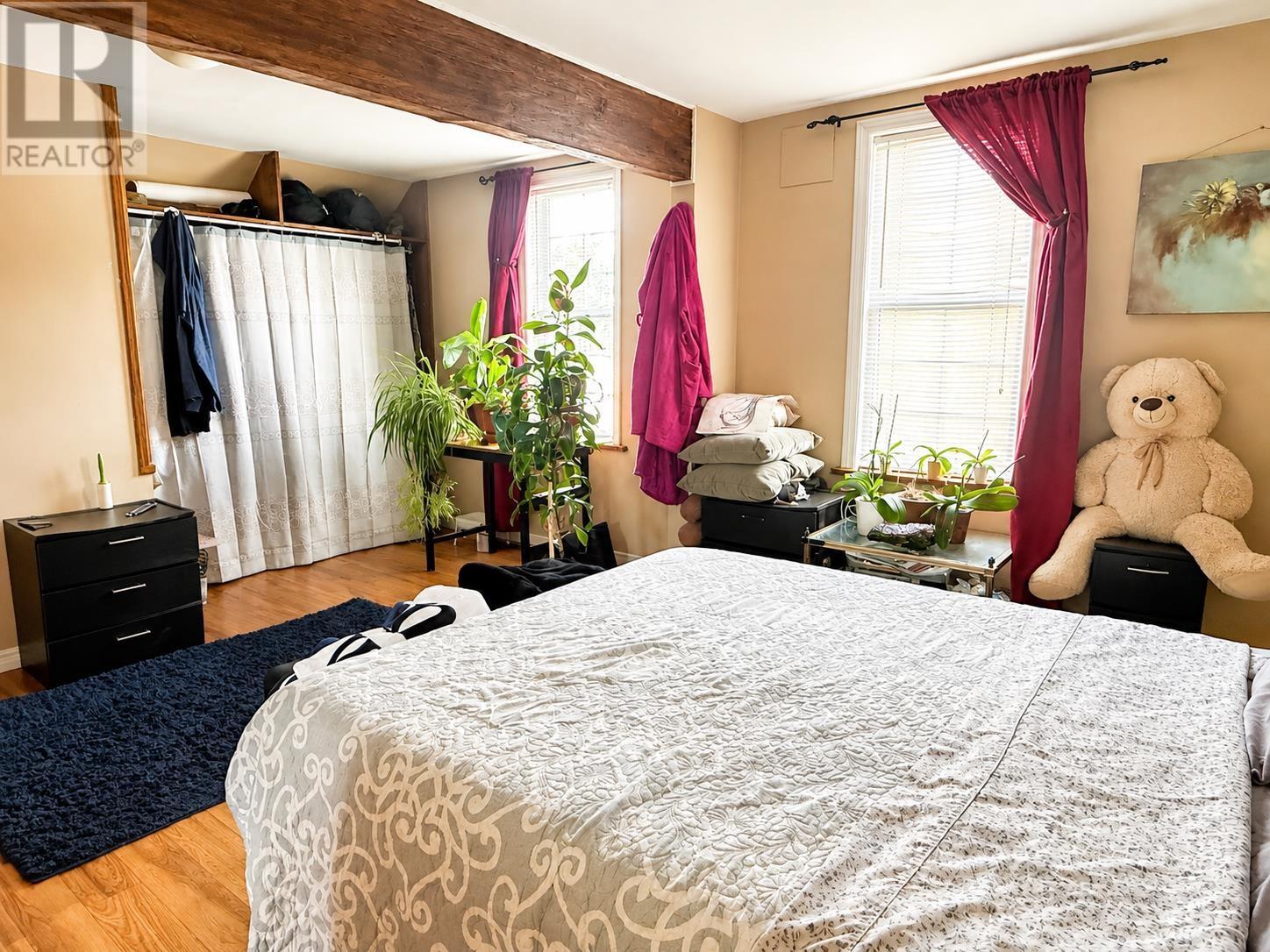 334 Morse Street - Image 14