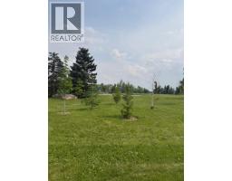 4pc Bathroom - 112 Huntstrom Drive Ne, Calgary, AB T2K5T5 Photo 10