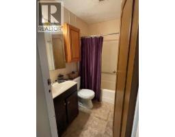Bedroom - 112 Huntstrom Drive Ne, Calgary, AB T2K5T5 Photo 7