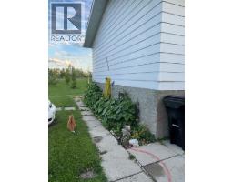 112 Huntstrom Drive Ne, Calgary, AB T2K5T5 Photo 27