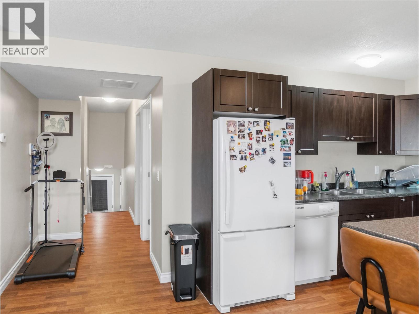 8206 18 Street - Image 6