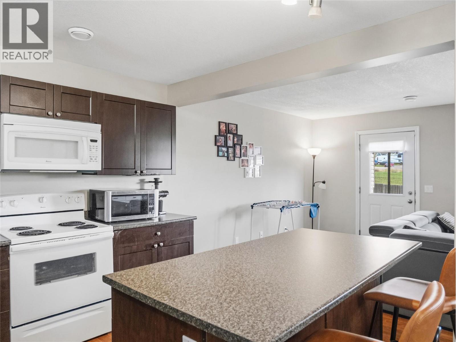 8206 18 Street - 7