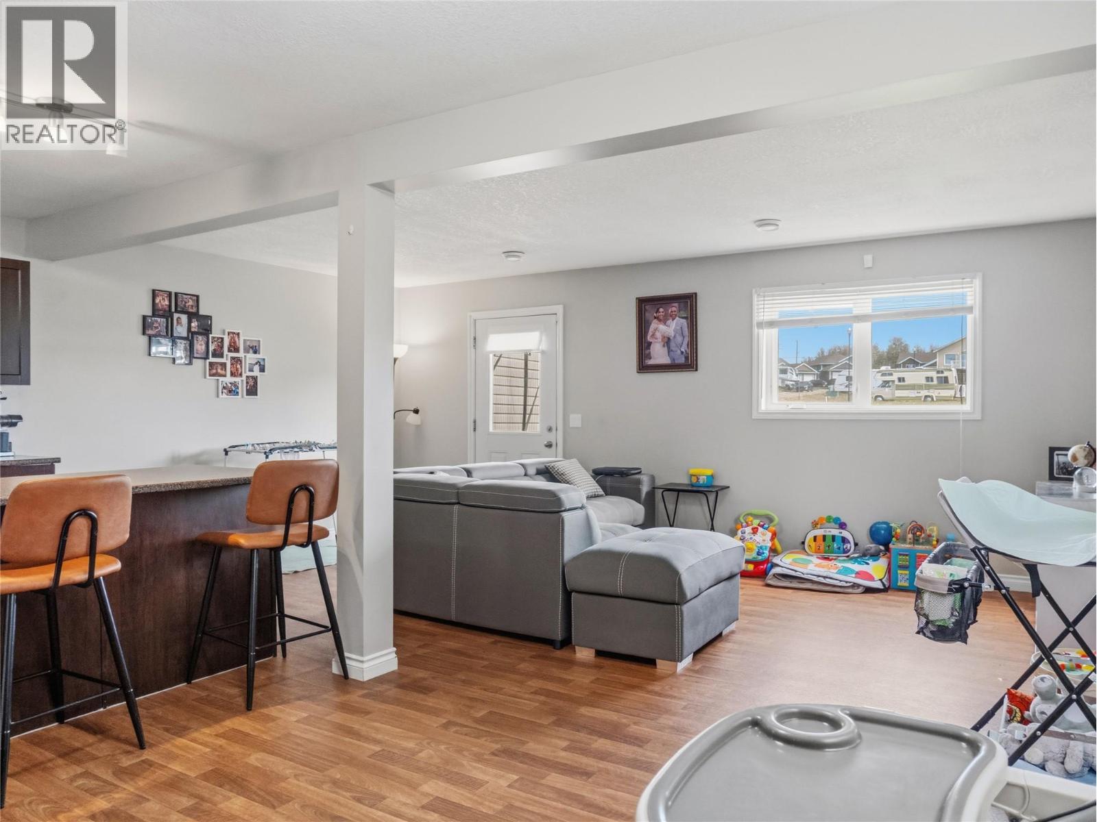 8206 18 Street - 10