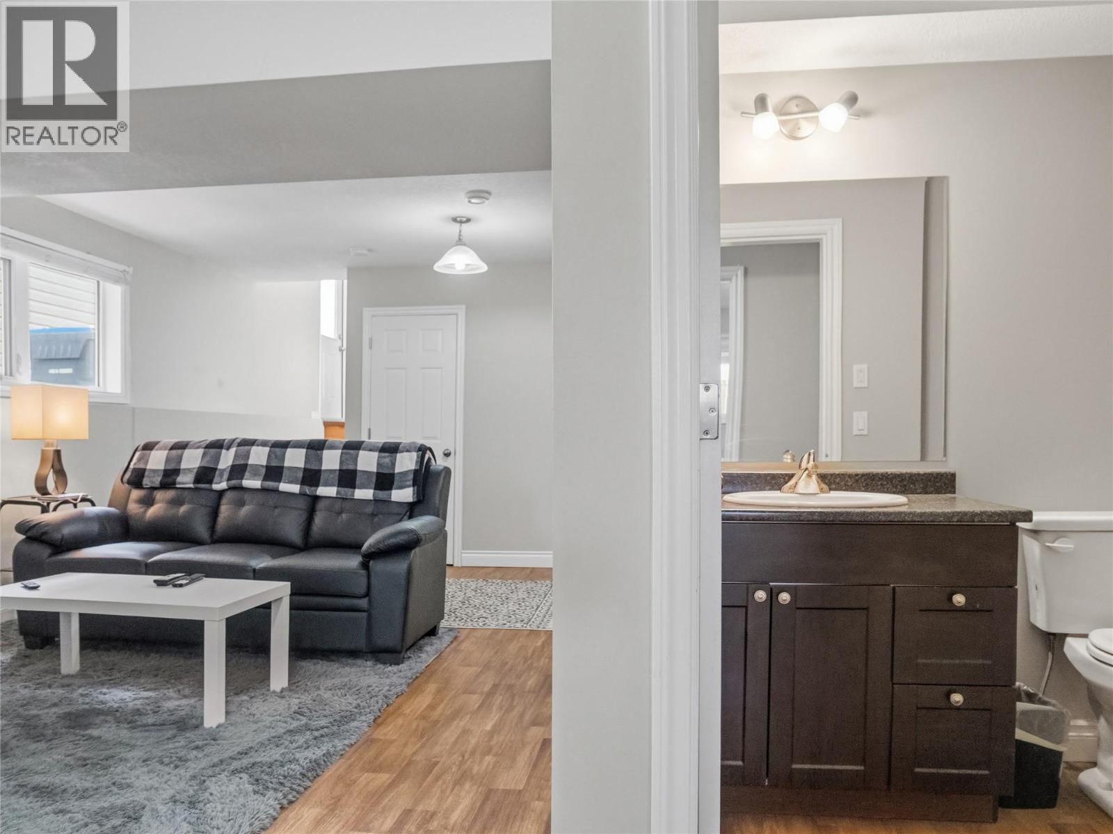 8206 18 Street - 47
