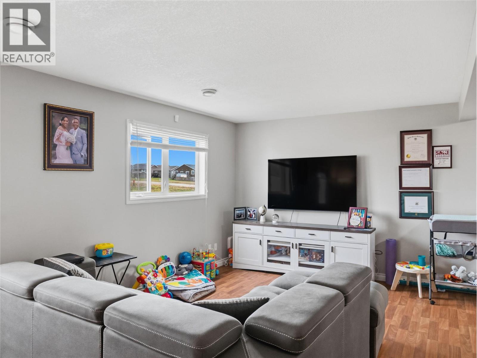 8206 18 Street - 13