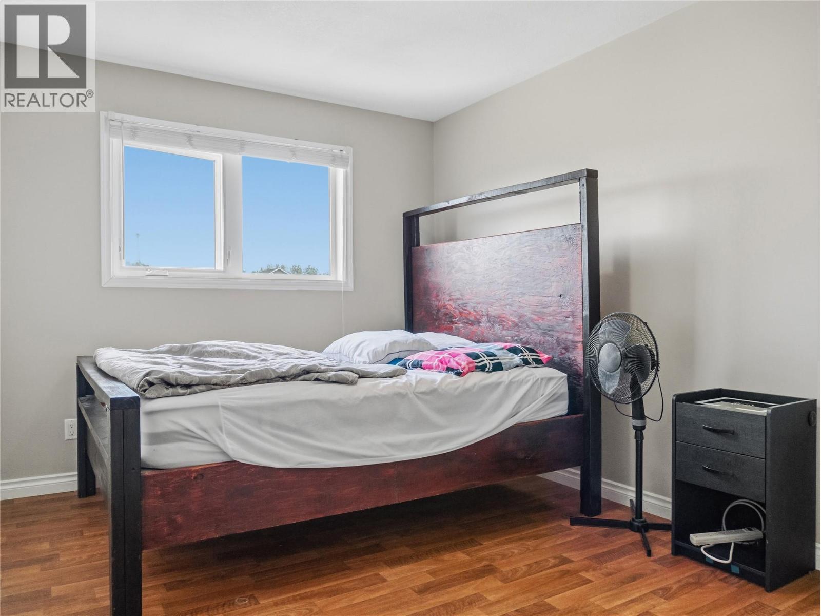 8206 18 Street - Image 22