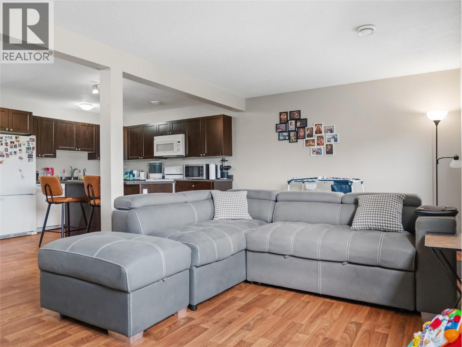 8206 18 Street - Image 14