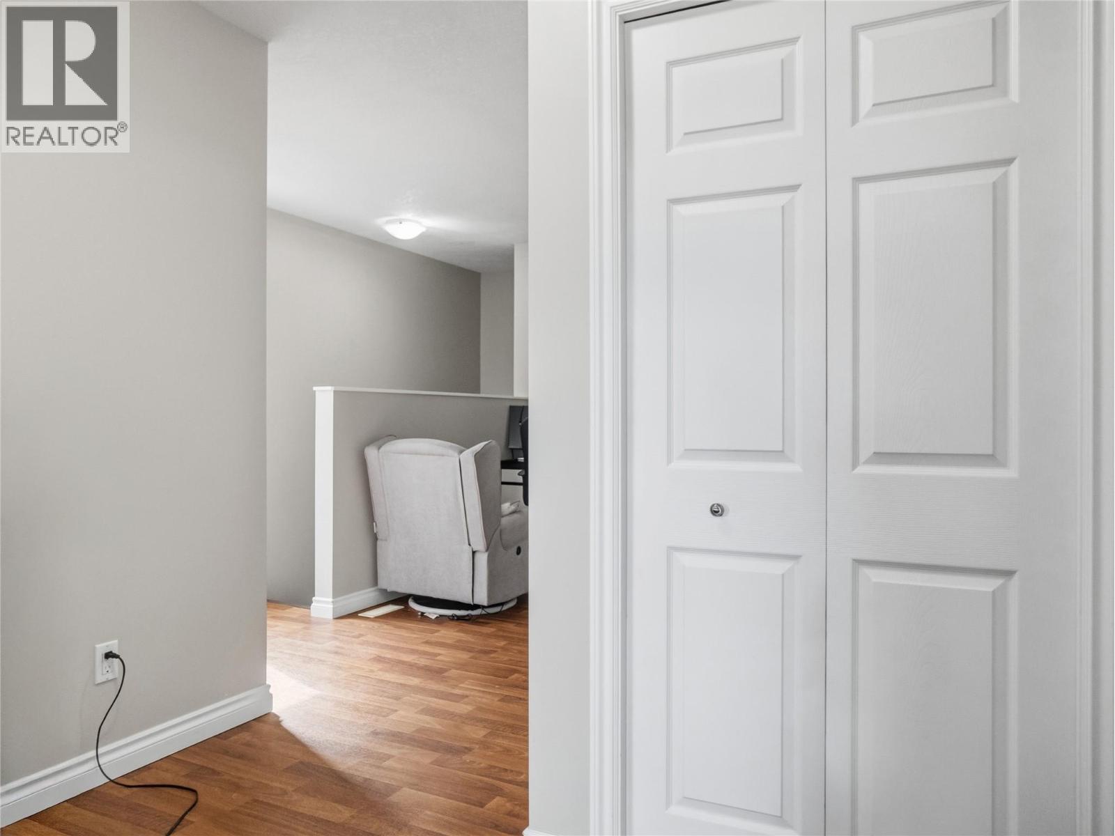 8206 18 Street - 25