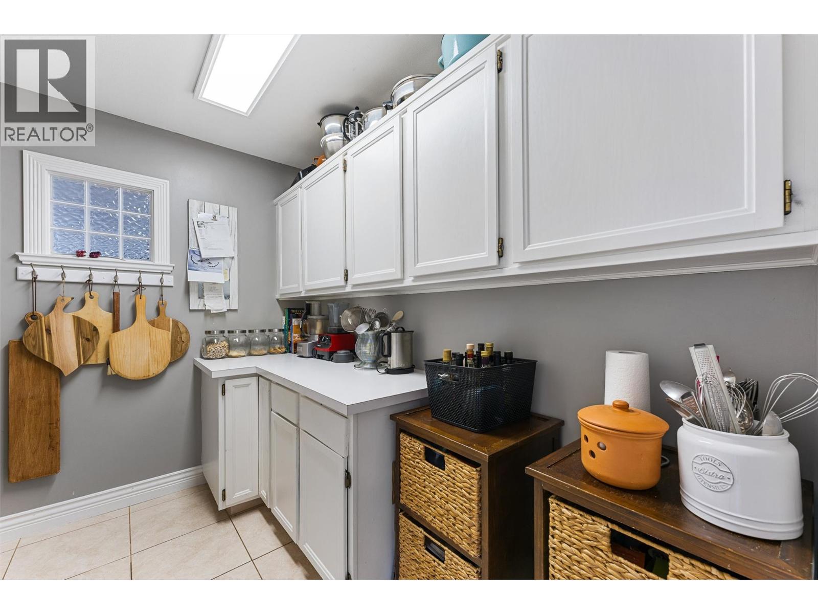 3380 Neid Road, Kelowna