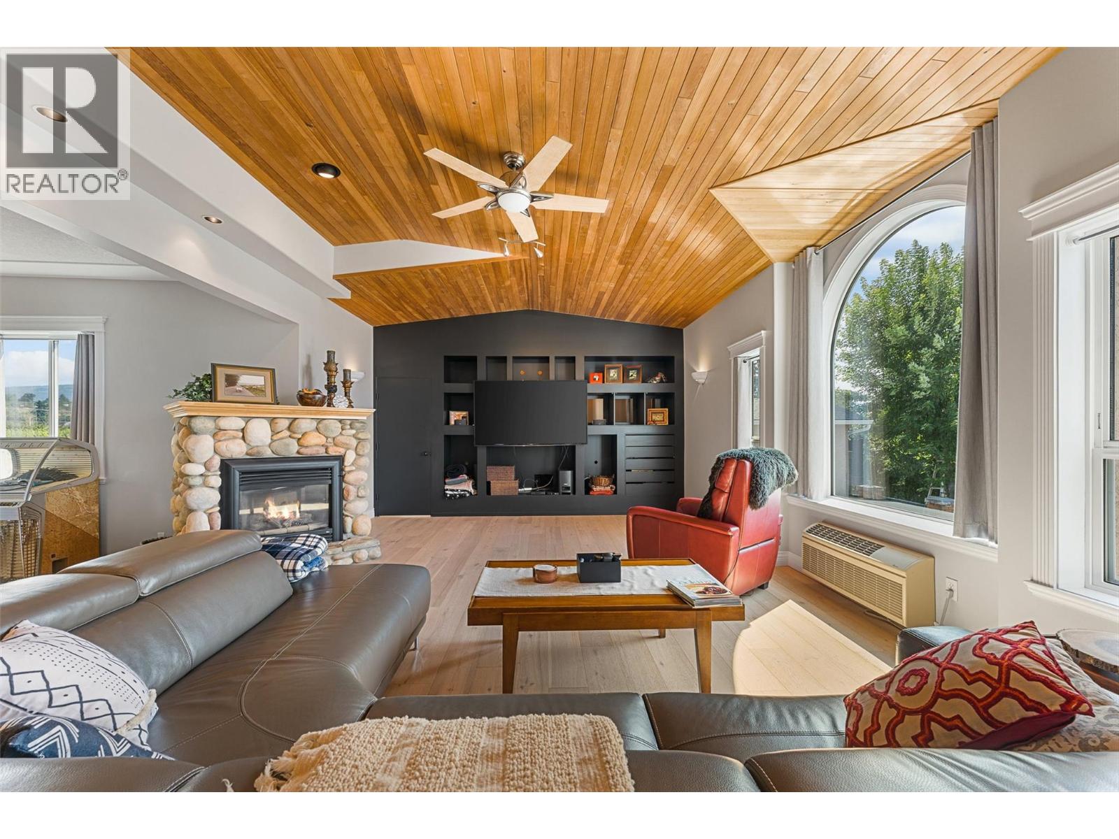 3380 Neid Road, Kelowna