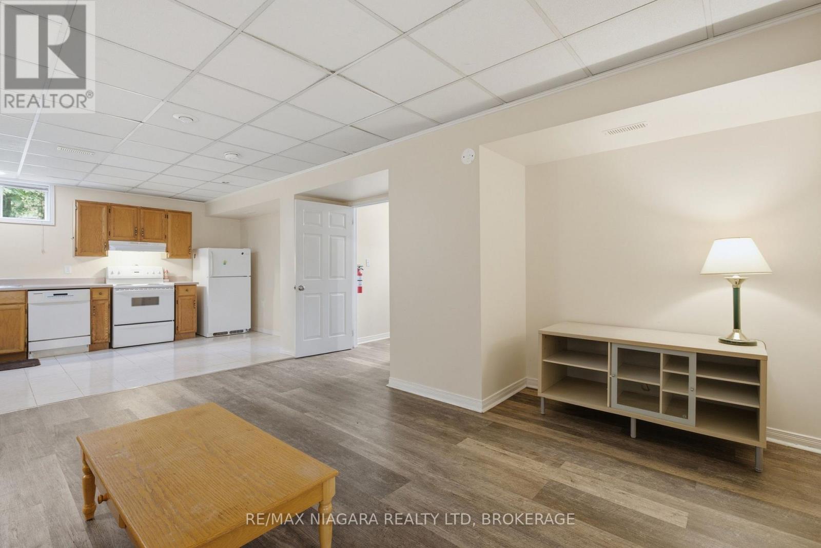 557 MISSISSAGUA STREET - Image 32