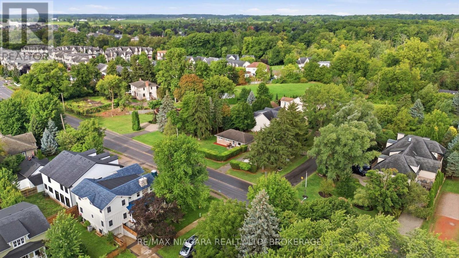 557 MISSISSAGUA STREET - 42