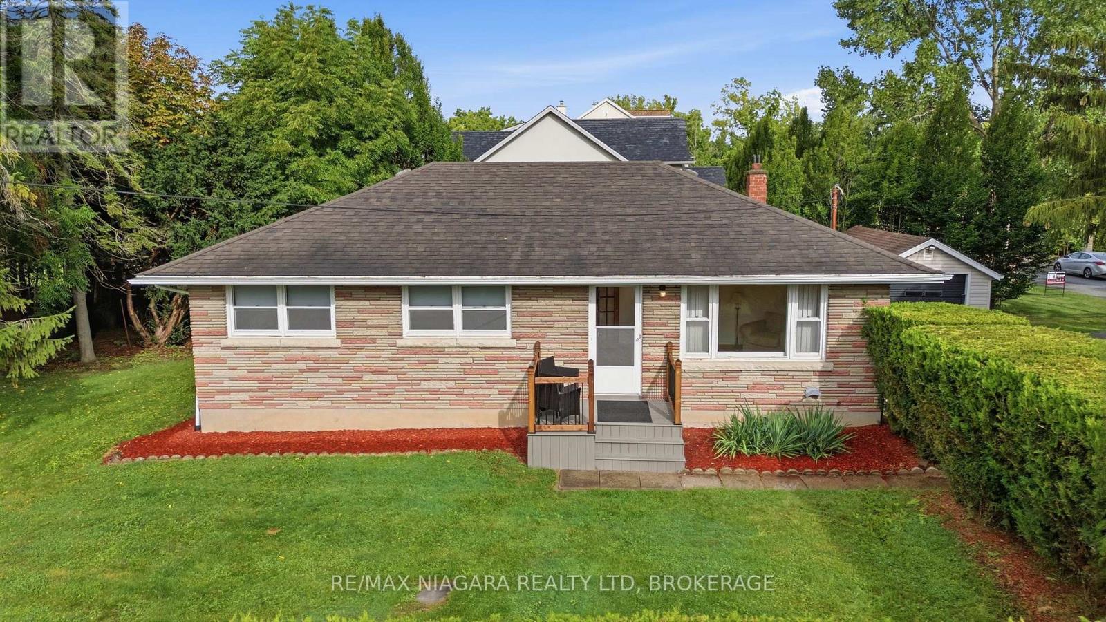 557 MISSISSAGUA STREET - 46