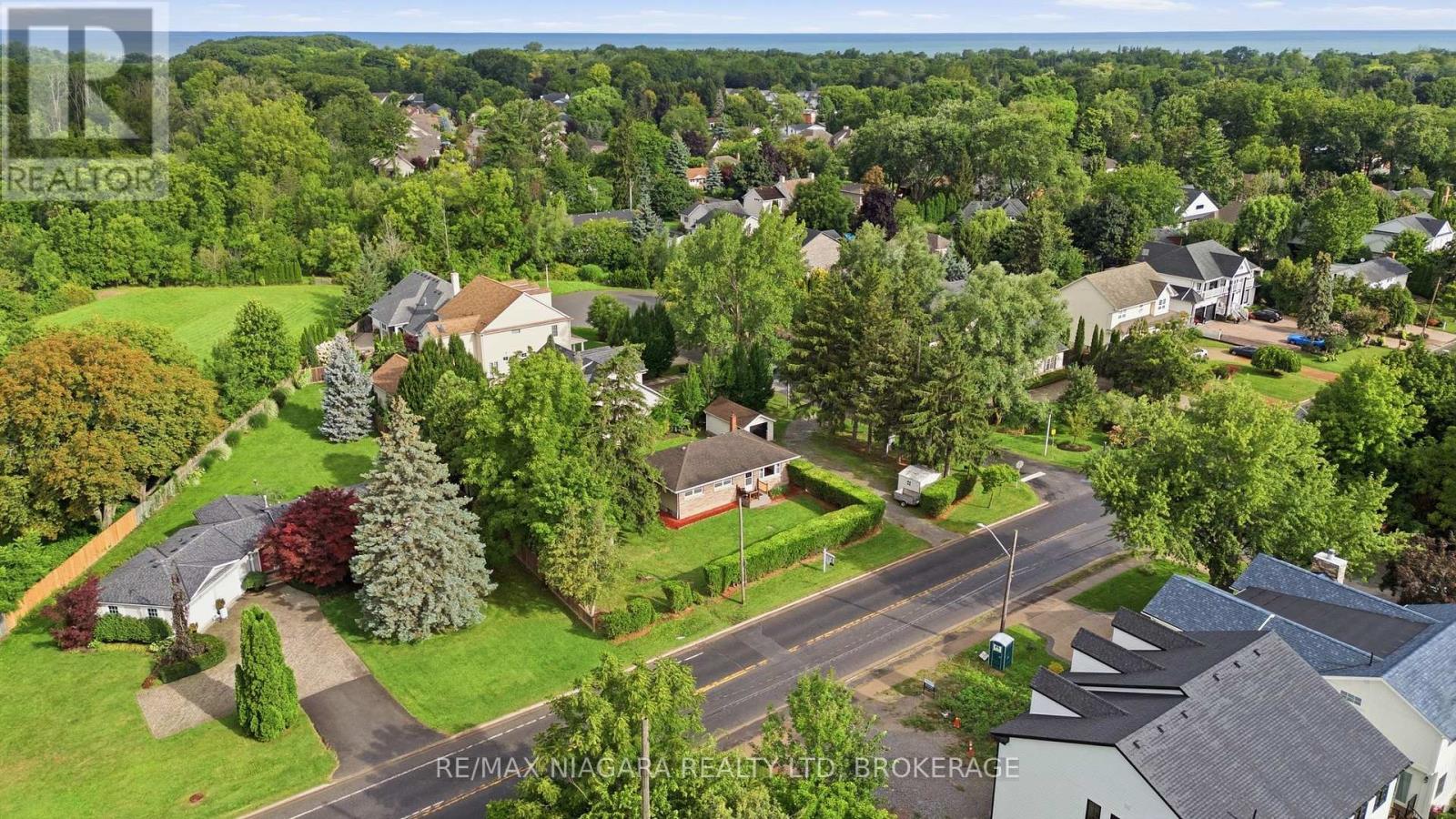 557 MISSISSAGUA STREET - 6