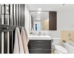 1468 - 209 Fort York Boulevard, Toronto, ON M5V4A1 Photo 17