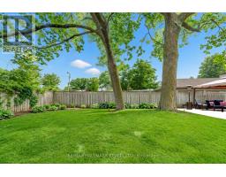 76 Ashbourne Drive, Toronto, ON M9B4H5 Photo 43