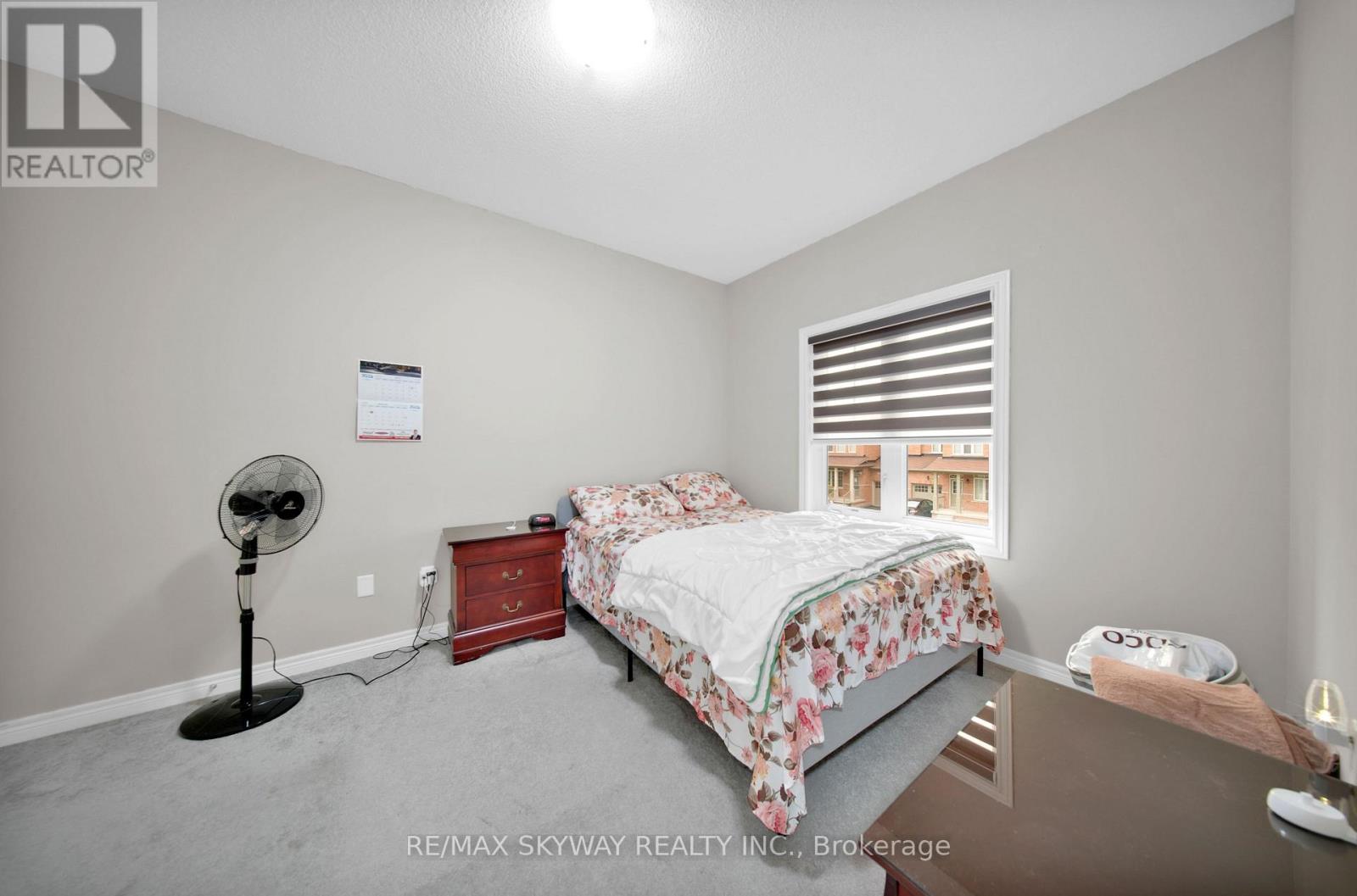 12 FITZGIBSON STREET - 21