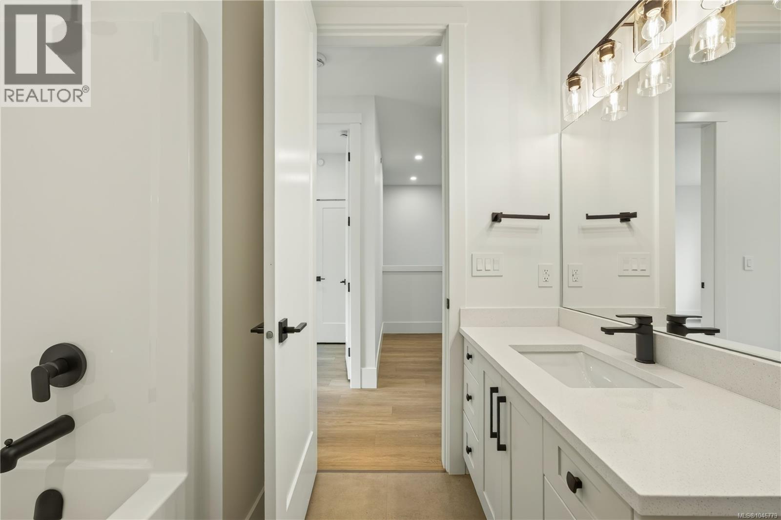 #103 2302 Arbot Rd - Image 44