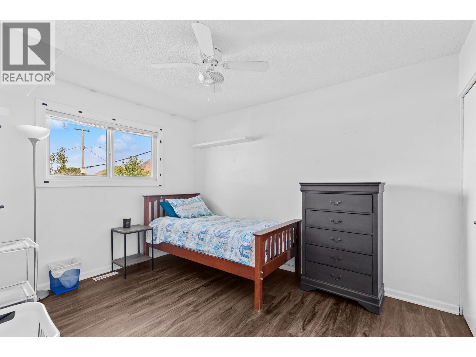 1090 Windbreak Street - Image 16