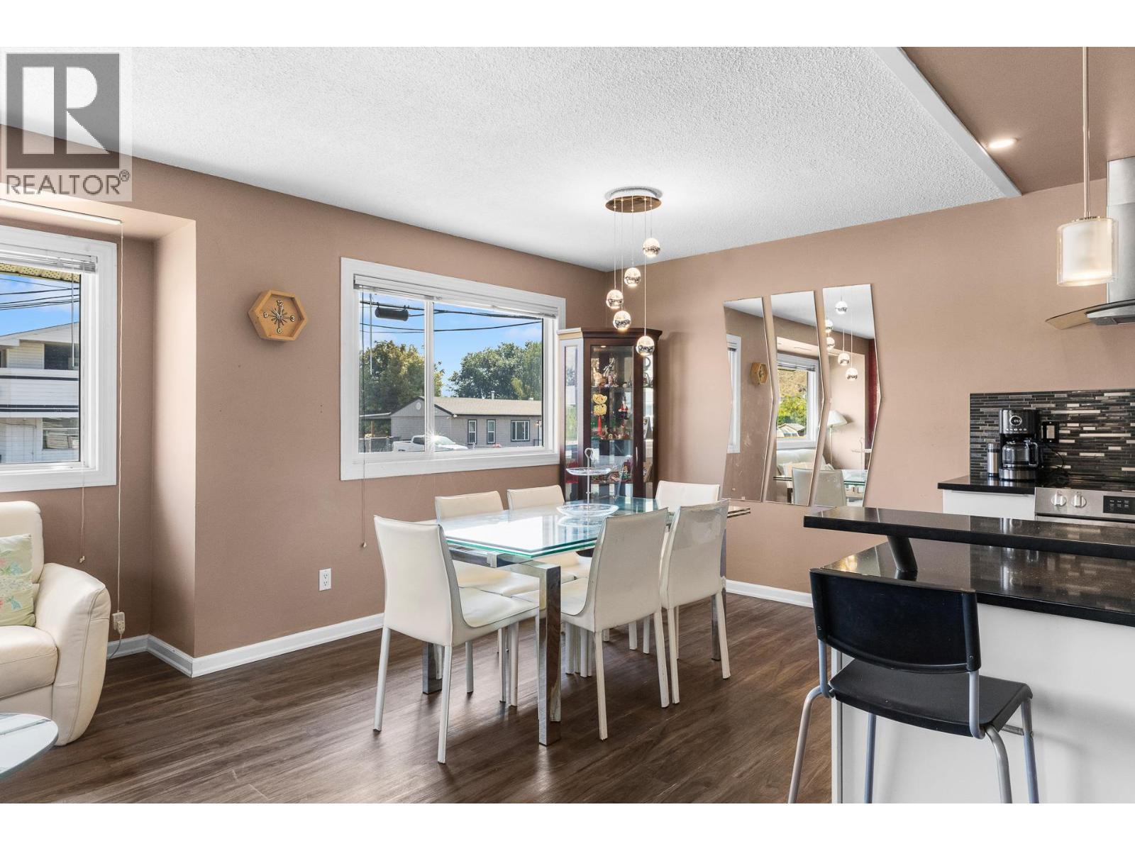 1090 Windbreak Street - 12