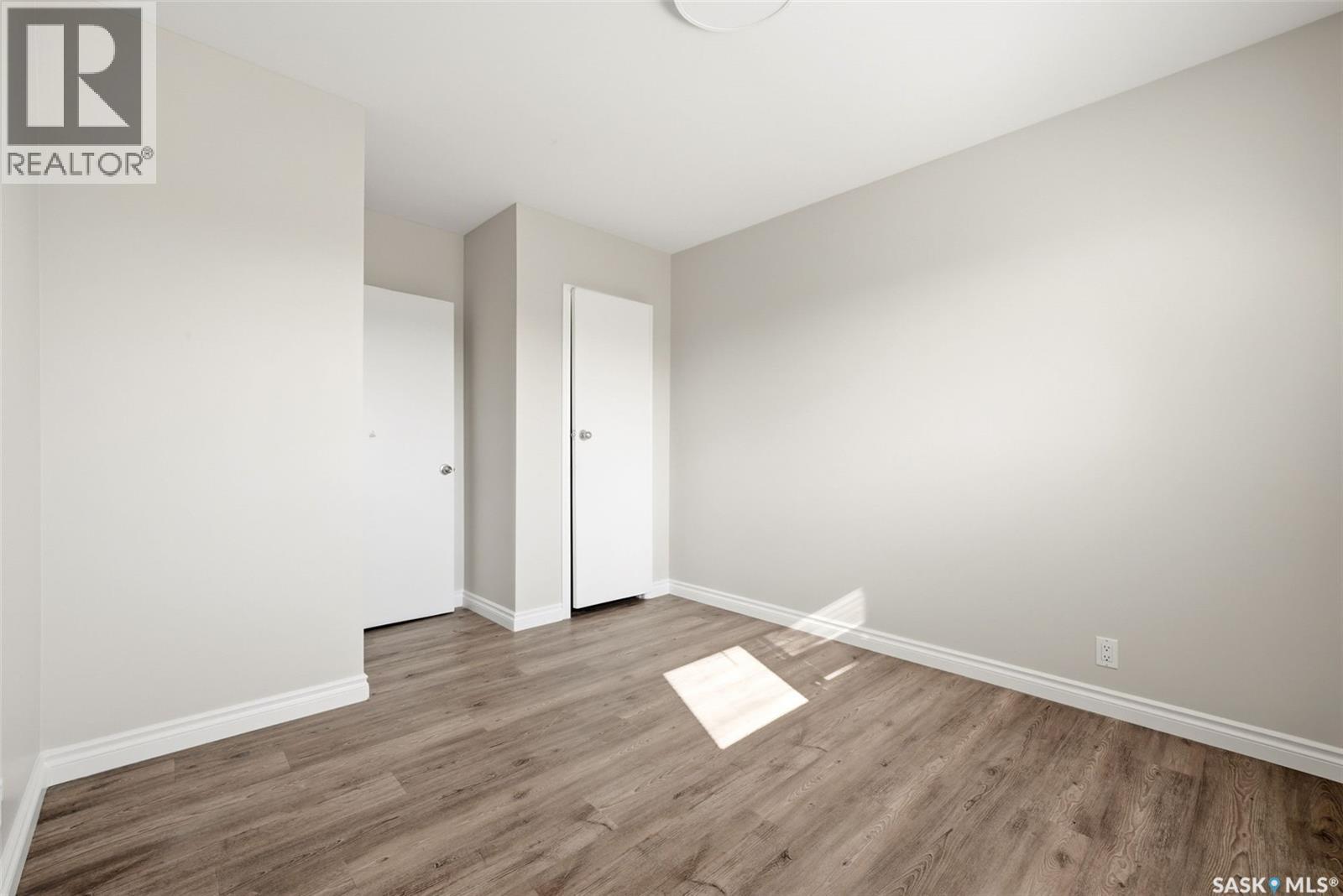 455 Froom CRESCENT - 11