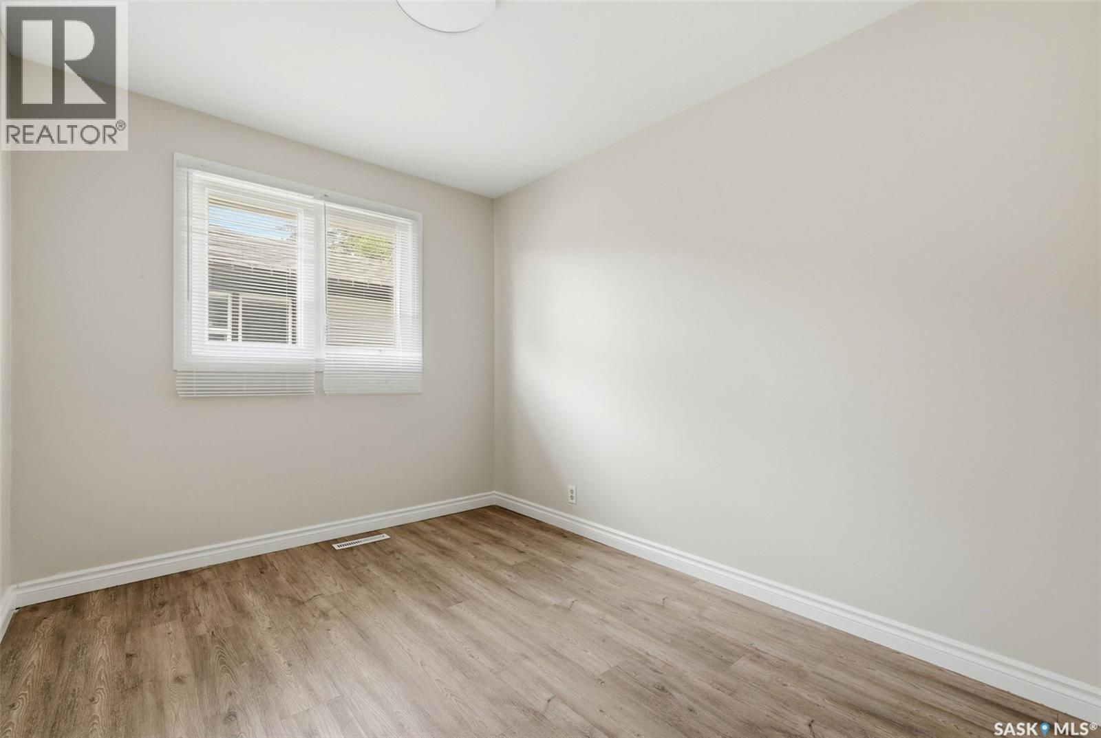 455 Froom CRESCENT - 12