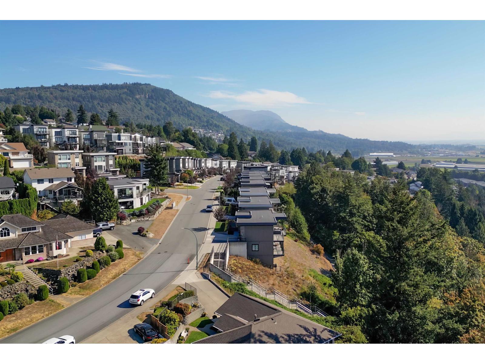 2 Bed, 3 Bath House for Sale in Abbotsford – 35834 TIMBERLANE DRIVE, Abbotsford – MLS# R3158840 - Image 37