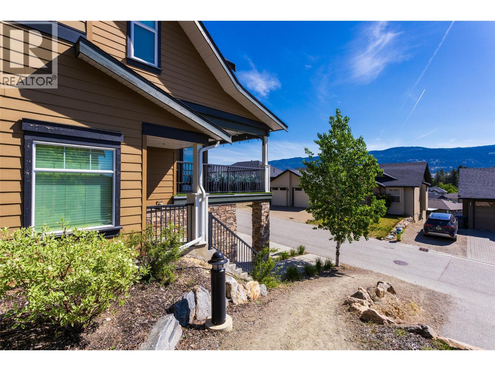 12875 Lake Hill Lane, Lake Country
