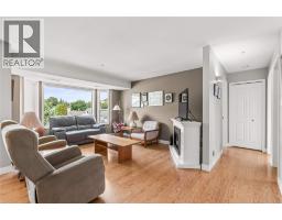 Primary Bedroom - 3805 30 Avenue Unit# 301, Vernon, BC V1T9M3 Photo 6