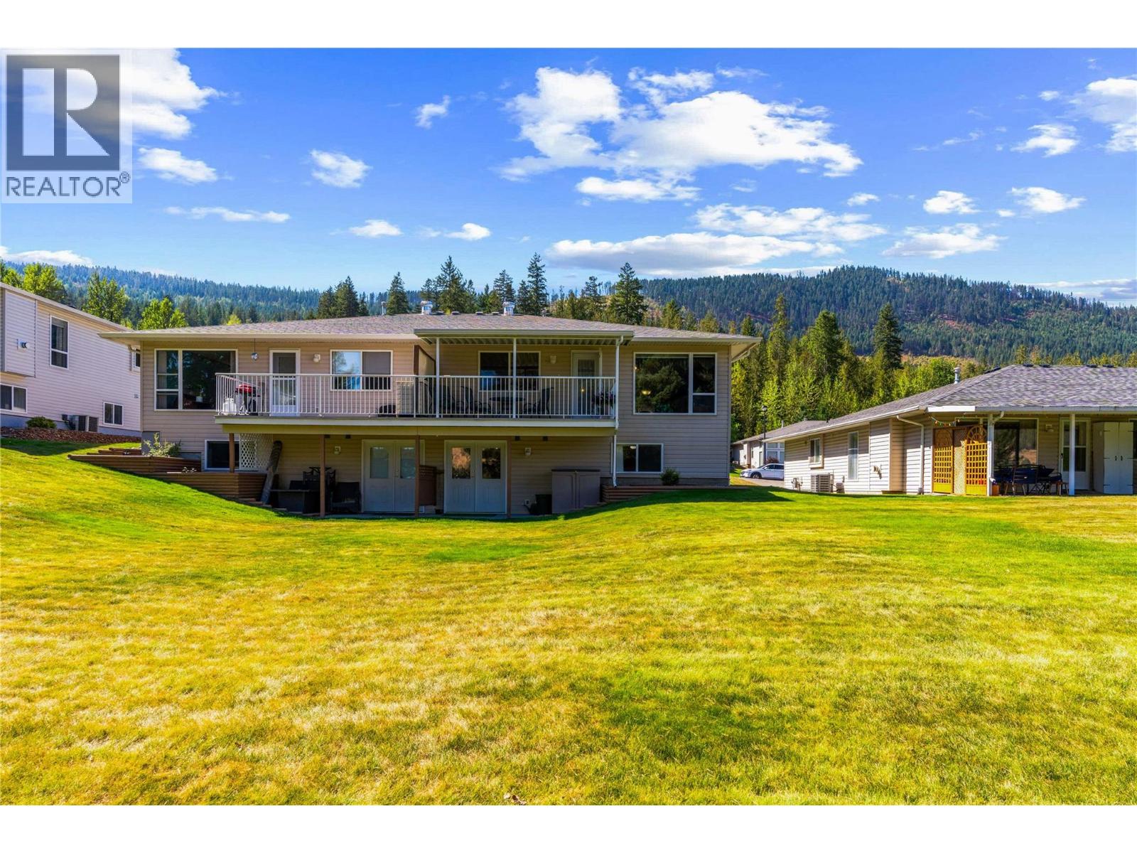 #56 2675 Pine Avenue - 36