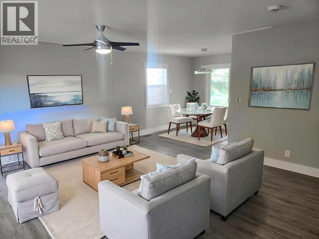 Photo 11 of 22 — 2122 O' KEEFE AVENUE · Prince George, BC