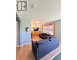 147 Kandahar Lane, Blue Mountains, ON L6Y0N3 Photo 8