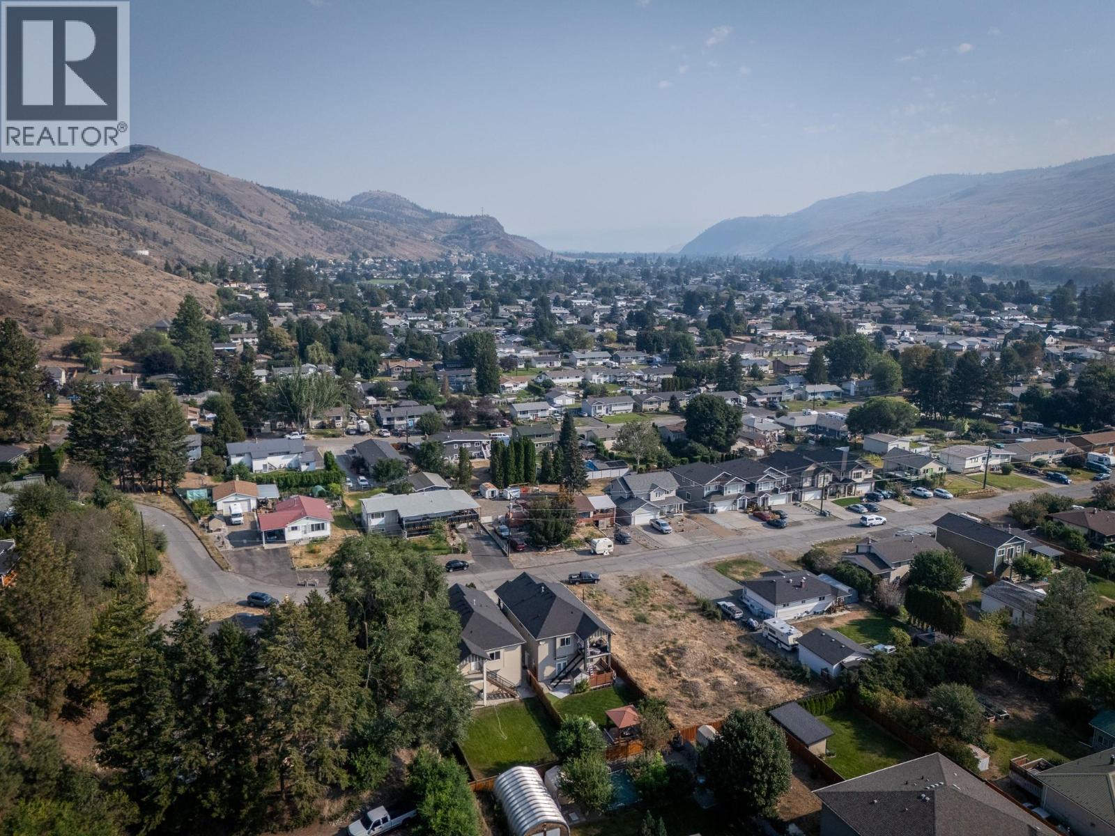 885 Georgeann Road - 33