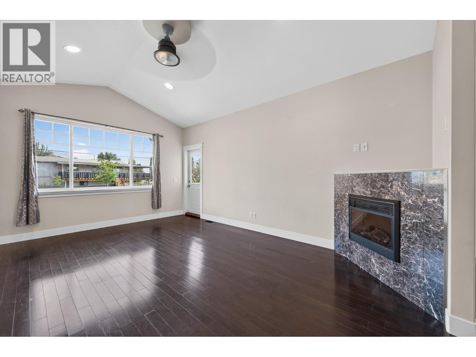 885 Georgeann Road - Image 4