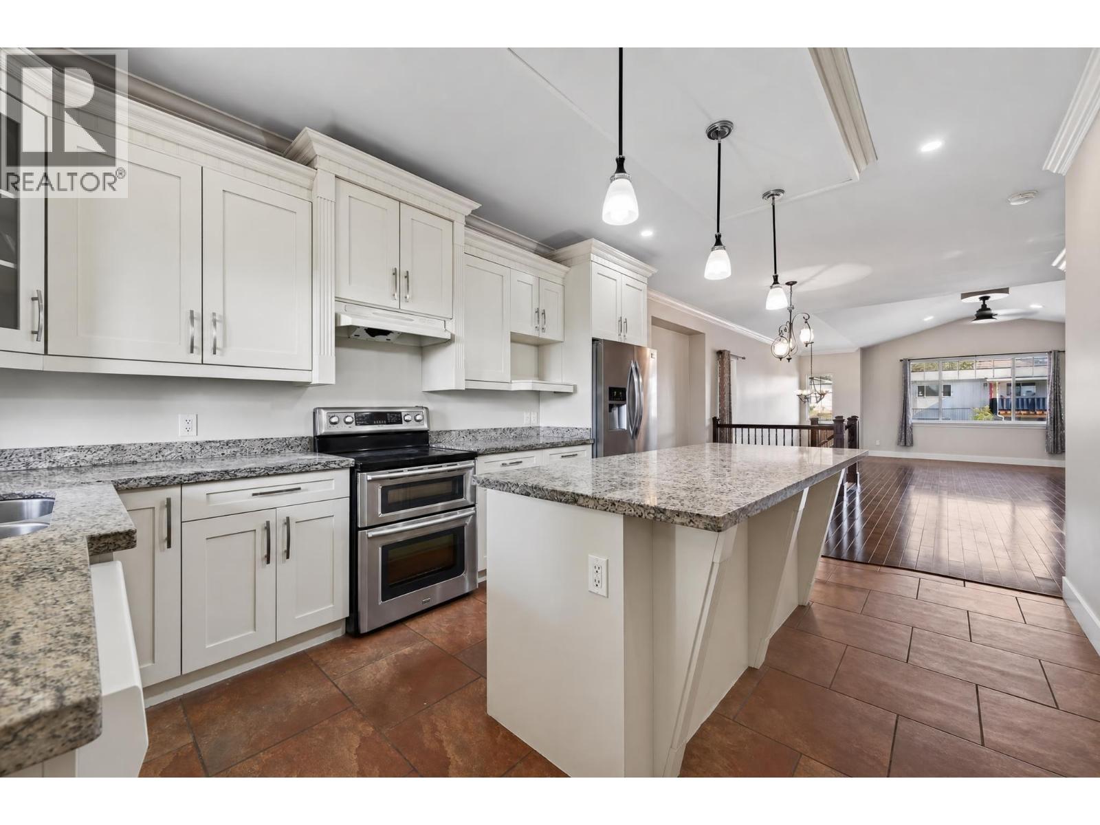 885 Georgeann Road - Image 9