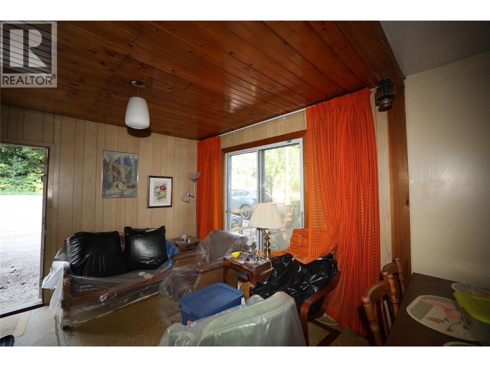 11993 Highway 3a - Image 23