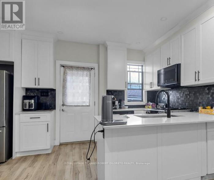4 bedroom Multi-family interior view, 8 Bruce Street, London South (South F), Ontario