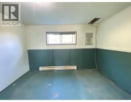 7188 Grossett Road, Bridge Lake, BC V0K1X2 Photo 18