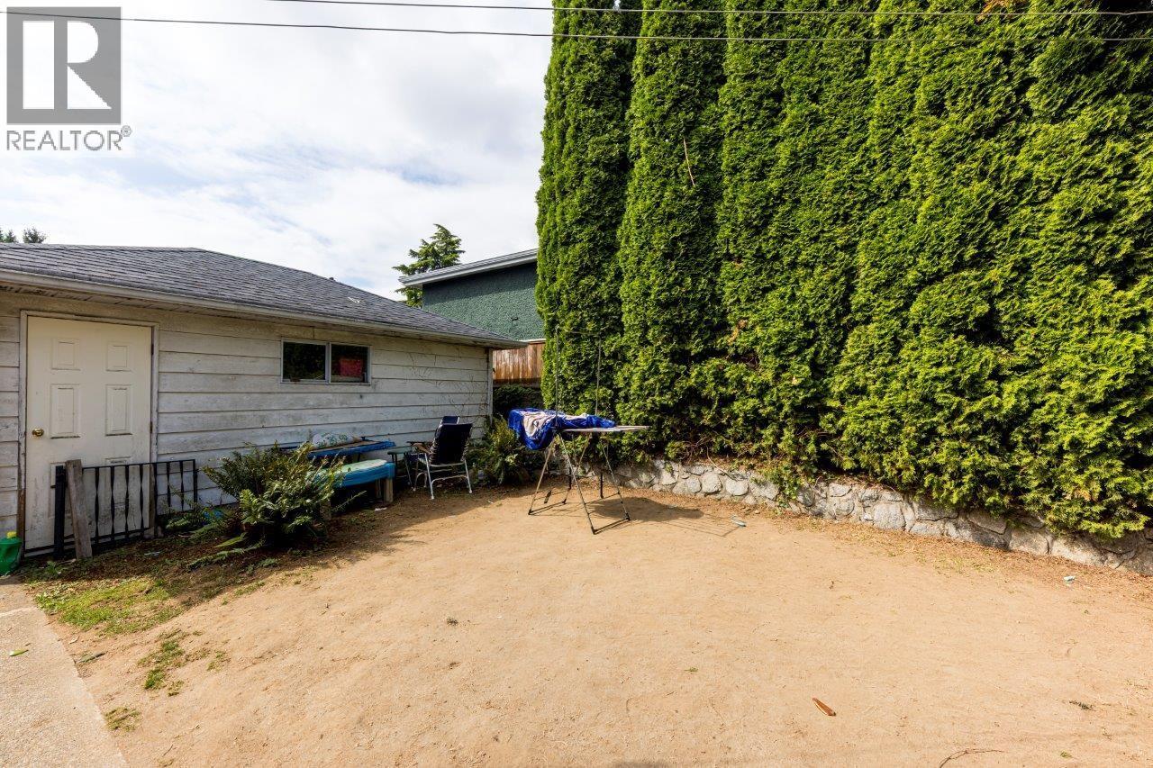 911 SPERLING AVENUE, Burnaby