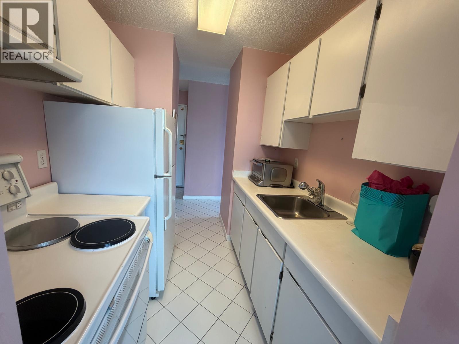 1 Bed, 1 Bath House for Sale in Vancouver – 1803 1740 COMOX STREET, Vancouver – MLS# R3159206 - Image 11