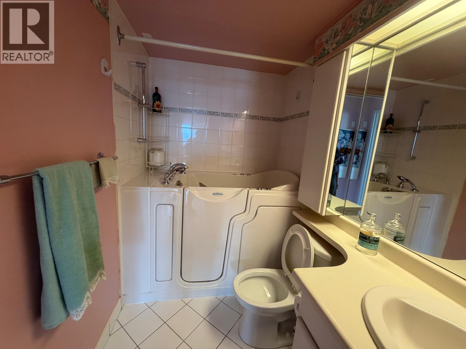 1 Bed, 1 Bath House for Sale in Vancouver – 1803 1740 COMOX STREET, Vancouver – MLS# R3159206 - Image 13