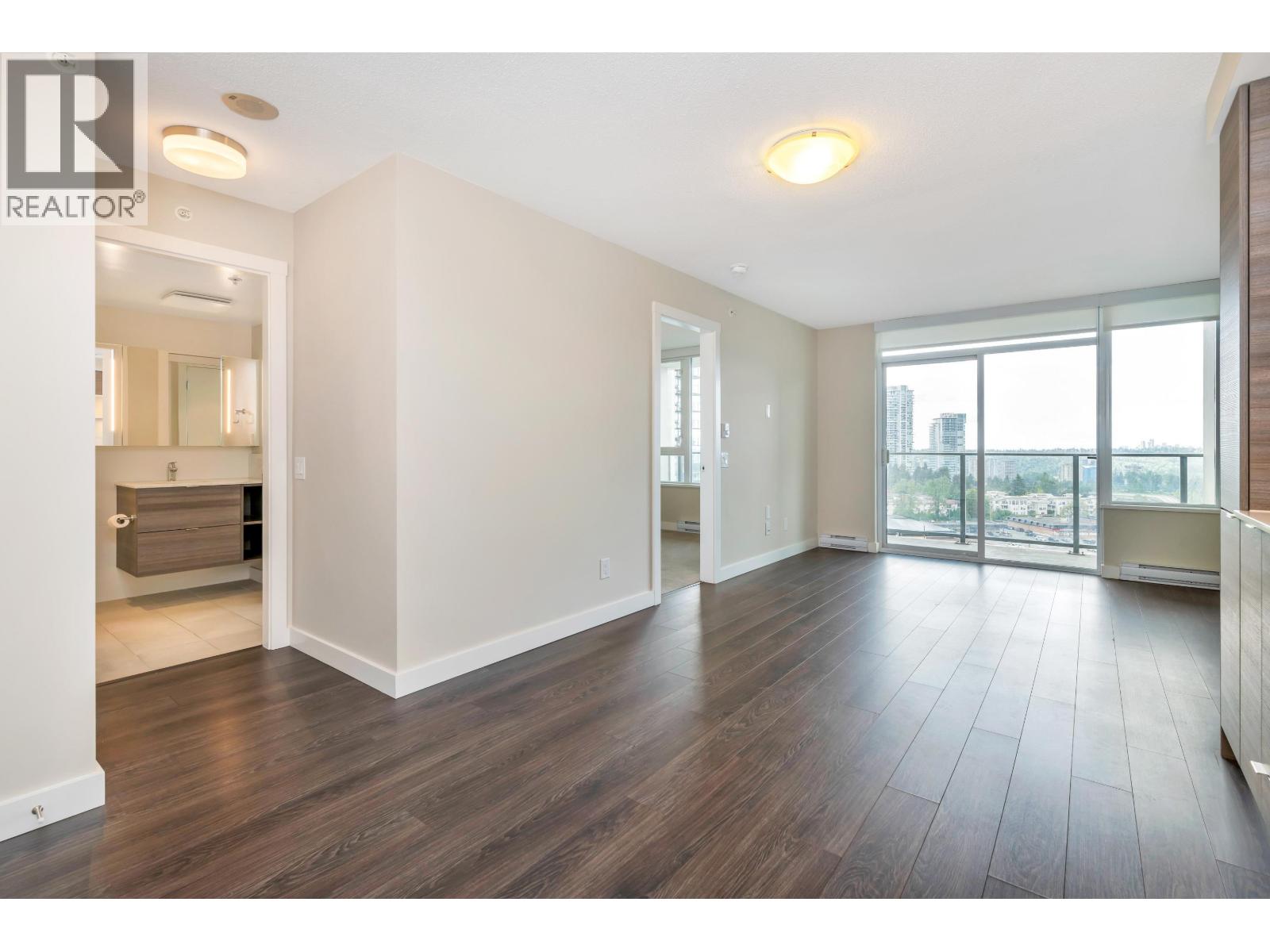 1 Bed, 1 Bath House for Sale in Coquitlam – 1407 602 COMO LAKE AVENUE, Coquitlam – MLS# R3159225 - Image 6