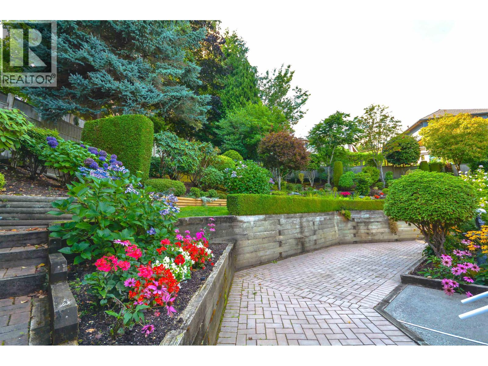 3 Bed, 3 Bath House for Sale in Tsawwassen – 4704 STAHAKEN PLACE, Tsawwassen – MLS# R3159235 - Image 4